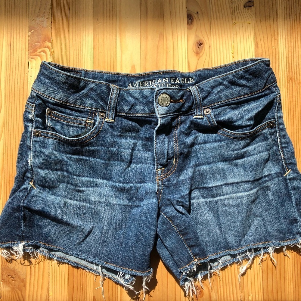 American Eagle Outfitters Denim Shorts Size 4